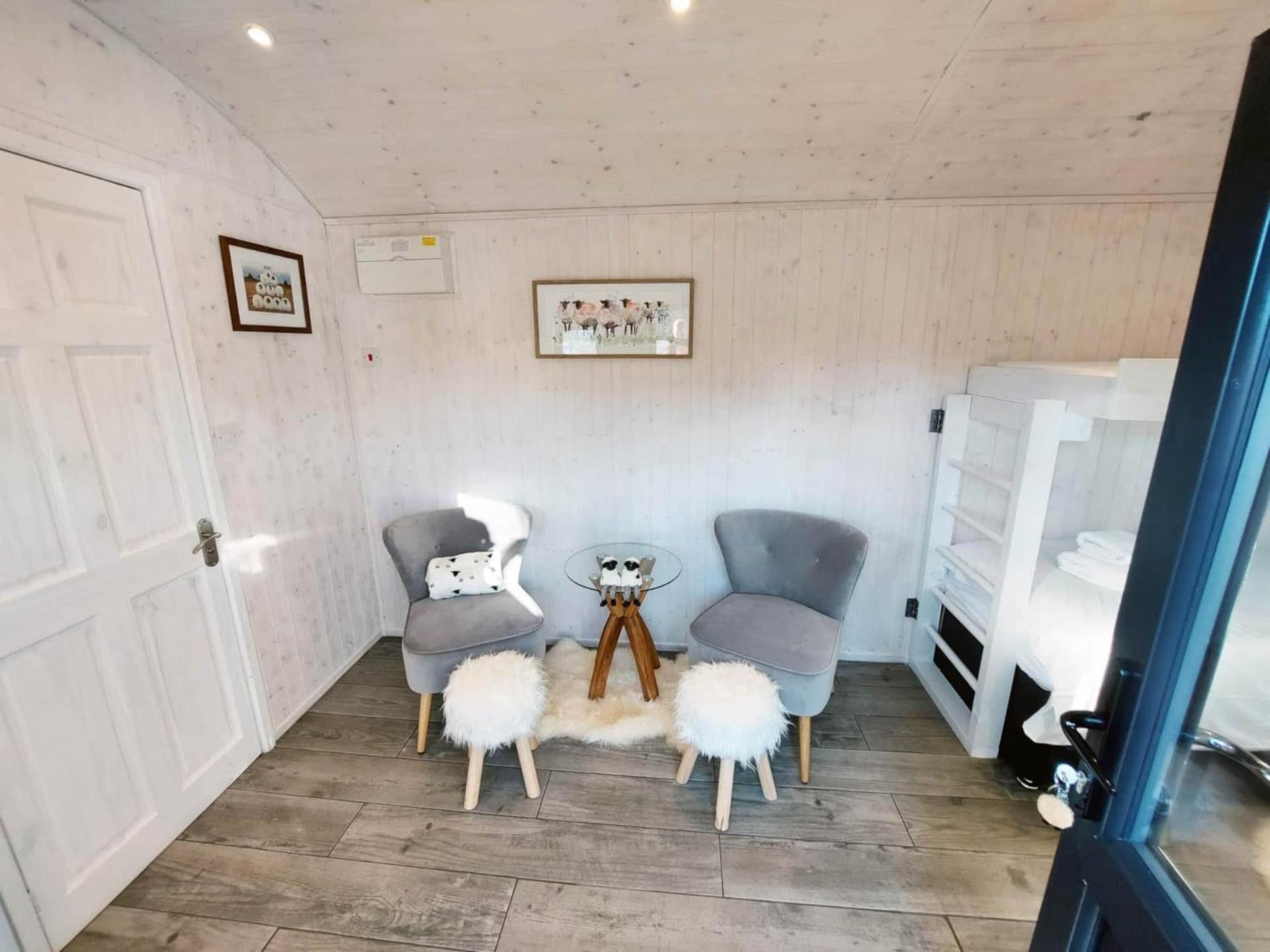Barnacre Green Cottage - Eco-Friendly Cosy Cottage Moreton  المظهر الخارجي الصورة