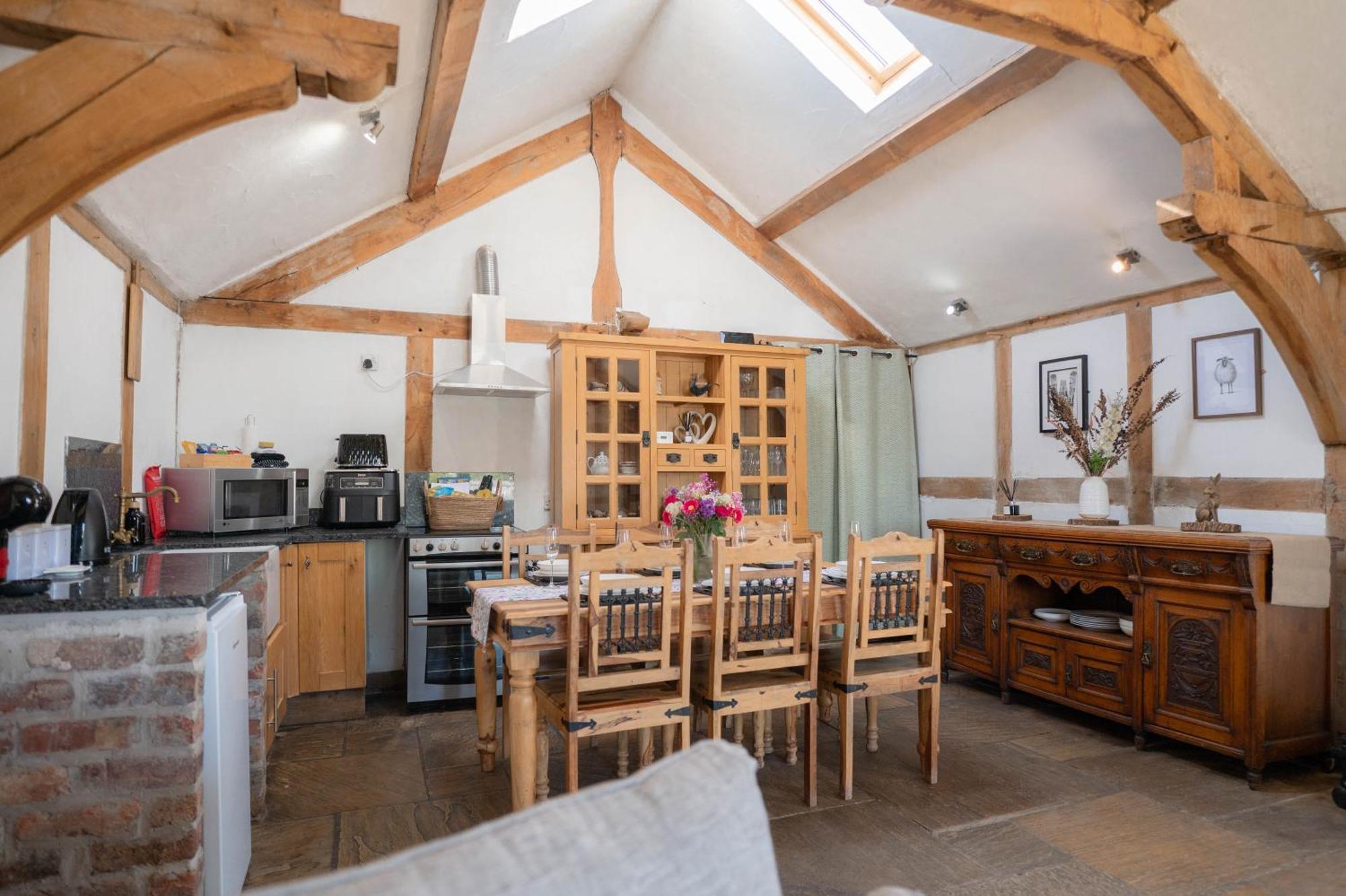 Barnacre Green Cottage - Eco-Friendly Cosy Cottage Moreton  المظهر الخارجي الصورة