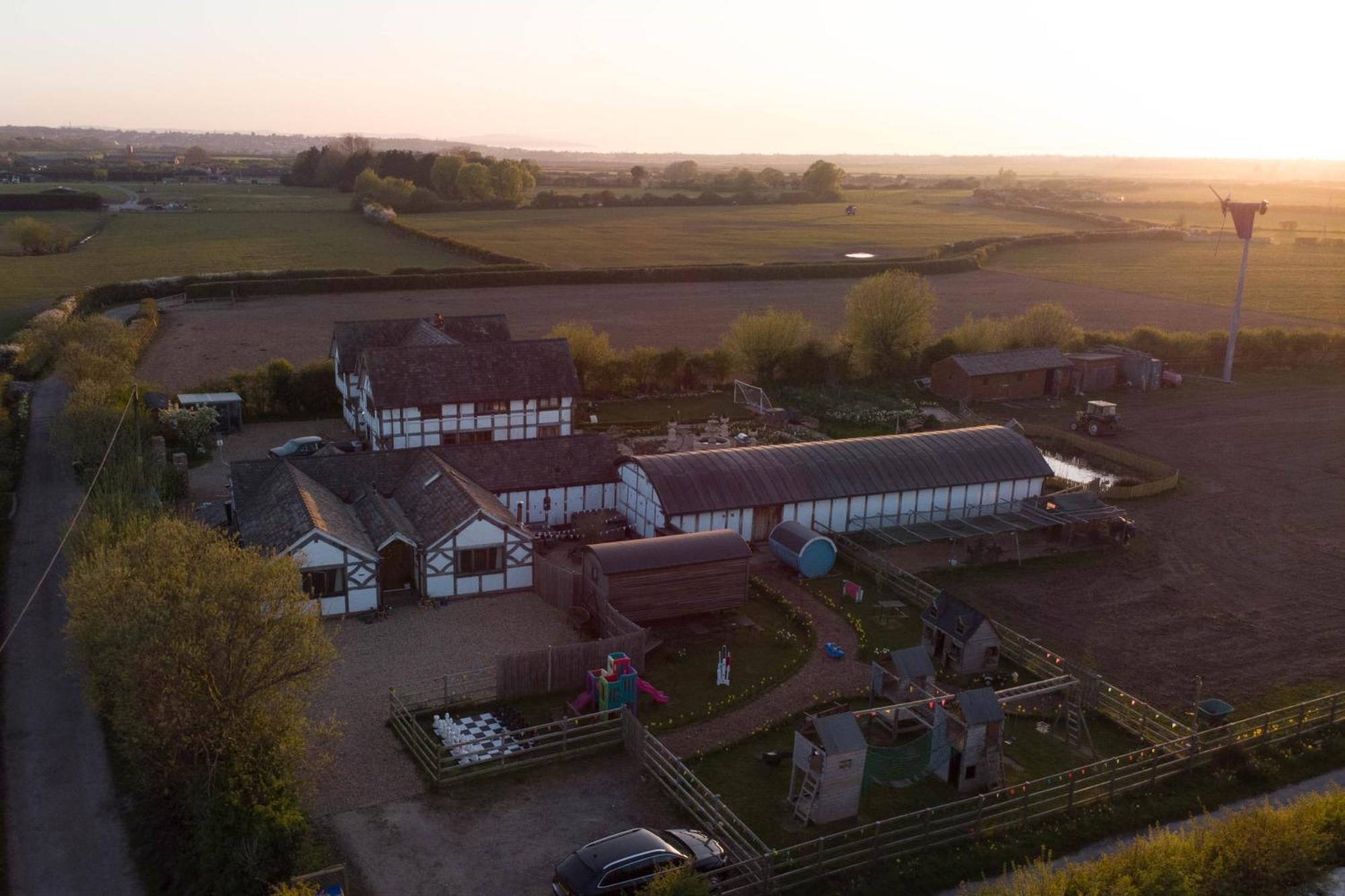 Barnacre Green Cottage - Eco-Friendly Cosy Cottage Moreton  المظهر الخارجي الصورة